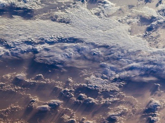 Những đám mây trên vùng biển nam Ấn Độ Dương, ngày 23 tháng 7, 2007