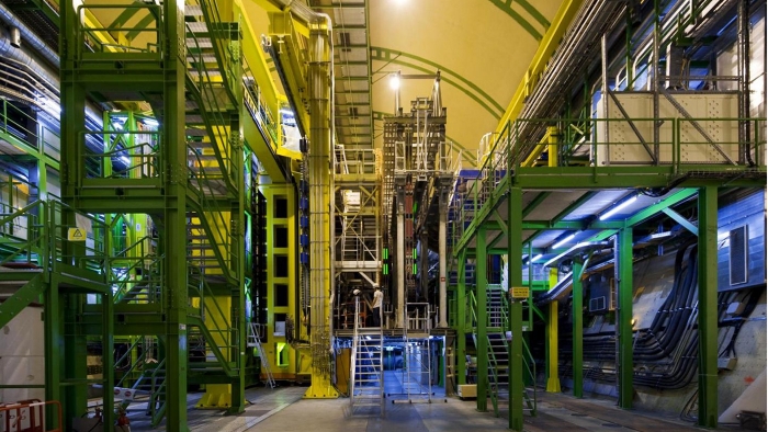 Thí nghiệm LHCb tìm thấy hai hạt mới