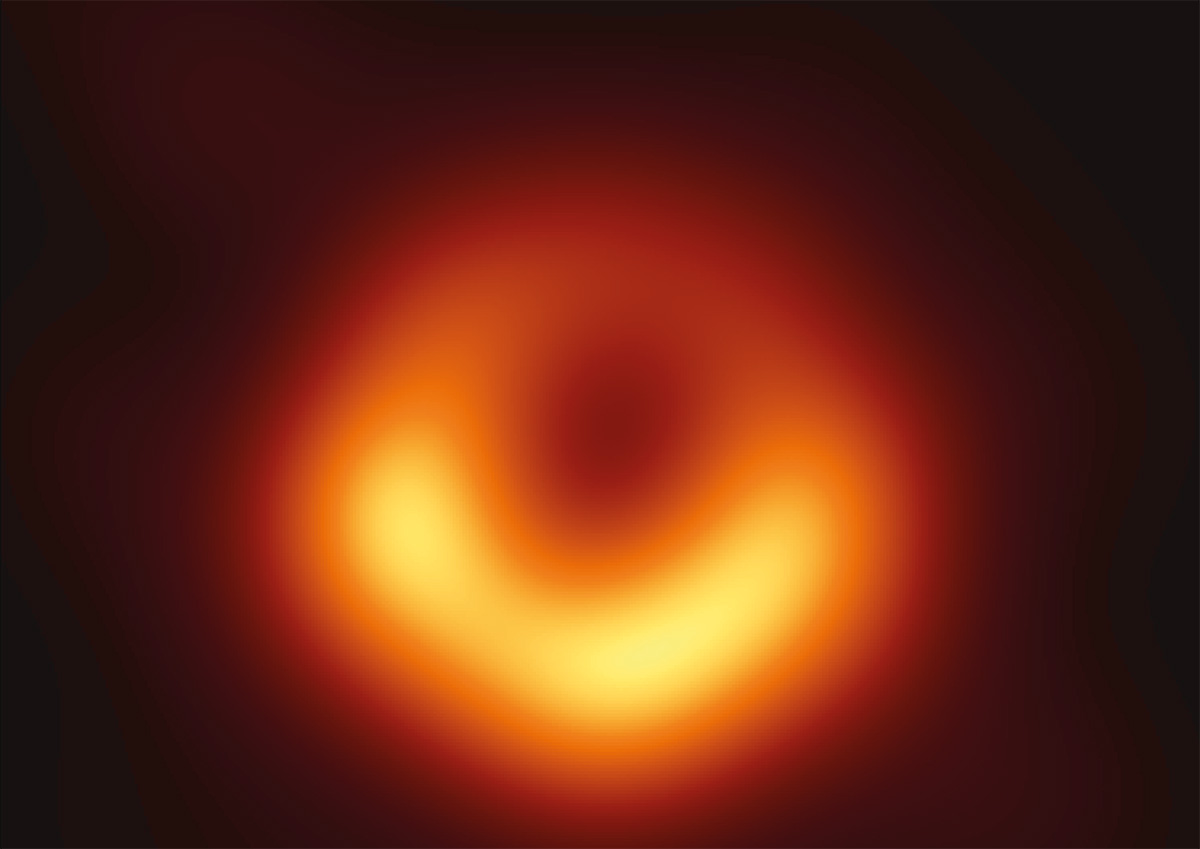 Hình ảnh siêu lỗ đen tại tâm thiên hà Messier 87