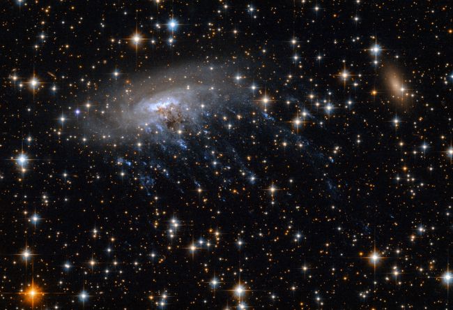 15 thiên hà lạ lùng nhất vũ trụ (Phần 1)