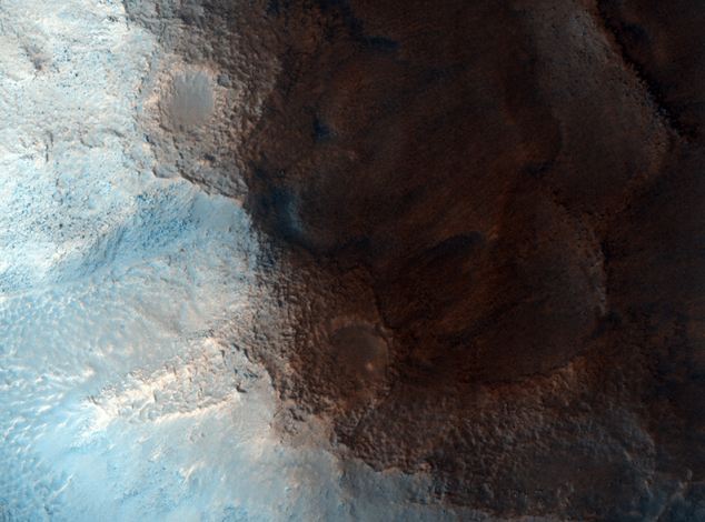 ‘Mặt người trên sao Hỏa’ chỉ là đồi đá mà thôi