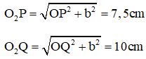 Đặt

  

Theo hình vẽ ta có :

 

Theo bất đẳng thức cosi thì a=a max  khi b = 6 cm 

Suy ra :

Tại Q là phần tử nước dao động với biên độ cực đại nên :

Tại P là phần tử nước không dao động nên P thuộc cực tiểu bậc k’

với k’ = k + 1 (do giữa P và Q không còn cực đại nào)

Q là cực đại ứng với k = 1 nên cực đại M gần P nhất ứng với k = 2

  hay OM = 2,5 cm 

Do đó : MP = 5,5 – 2,5 = 2 cm.