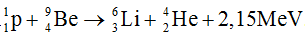 Cho phản  ứng hạt  nhân

Biết hạt prôtôn có động năng 5,45MeV, hạt Be đứng yên, tỉ số vận tốc giữa hai hạt He và Li là 4/3. Bỏ qua bức xạ γ và lấy khối
