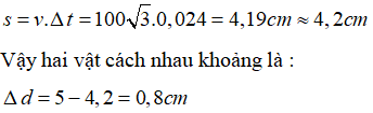 Tần số góc ban đầu của hệ con lắc lò xo là:

Biên độ dao động ban đầu là 10cm, khi vật ở vị trí 5 cm thì vận tốc của hai vật là v:

 Áp dụng công thức độc lập với thời gian;

Khi đó vật 2 rời ra, chỉ còn vật 1 dao động tiếp tục. áp dụng định luật bảo toàn động lượng cho hai vật ngay trước và sau khi rời khỏi nhau:

Lúc này chỉ còn vật 1 dao động nên tần số góc của vật thay đổi thành:

Biên độ mới của vật là A’. Áp dụng công thức độc lập với thời gian:

Vị trí cân bằng không đổi. ta sử dụng phương pháp vecto quay, tìm khoảng     thời gian vật đi từ vị trí hai vật tách nhau ra đến vị trí cân bằng

Trong thời gian này, vật bị rời ra đã chuyển động thẳng đều (do không có ma sát), vật đó đi được quãng đường là : 