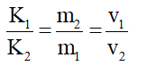 - Ta có: 

- Từ đồ thị ta thấy: A1  = 3 cm.

- Cũng theo đồ thị thì ta thấy cứ một ô ngang theo trục thời gian là 0,1s.

- Quan sát đồ thị ta thấy thời gian dao động D2 đi từ VTCB ra biên mất thời gian là 2 ô nên:

- Gọi Δ1 là thời gian kể từ lúc D1 bắt đầu dao động đến khi lần đầu tiên qua VTCB:

- Gọi Δ2 là thời gian kể từ lúc D2 bắt đầu dao động đến khi lần đầu tiên đến biên âm: