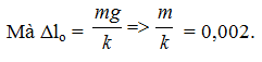 + lmin = 6cm; lmax = 18cm => A = (lmax – lmin) : 2 = 6cm.

+ Fcuctieu = 0 => lo =10cm.

+ Vị trí cân bằng tại lCB = (lmax + lmin) : 2 = 12 cm.

=>  Δlo = 12 – 10 = 2cm = 0,02m.