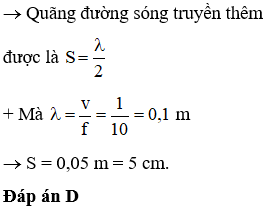 + Giả sử đó là điểm M có biên độ dao động cực đại thì M đi được quãng đường 8 cm = 2A

Tức là M đi từ vị trí cực đại đến vị trí cực tiểu.