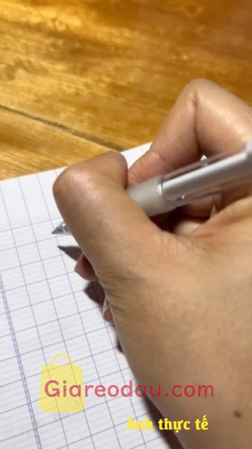 Giảm giá [Mã 44%] Bút gel bút bi nước mực xanh ngòi 0.5mm Deli - Bút bi bấm mực gel trơn tru viết sổ caligraphy dành cho văn phòng học sinh. Bút viết êm, ra mực đậm đều, giá 9k cây thì cũng ok, hãng Deli mình. 