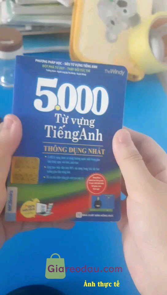 Giảm giá [Mã 28%] Sách 5000 Từ Vựng Tiếng Anh Thông Dụng Nhất. Đúng 5000 từ vựng , giống trên app, giao hàng nhanh , có quét mã xem video TA miễn. 