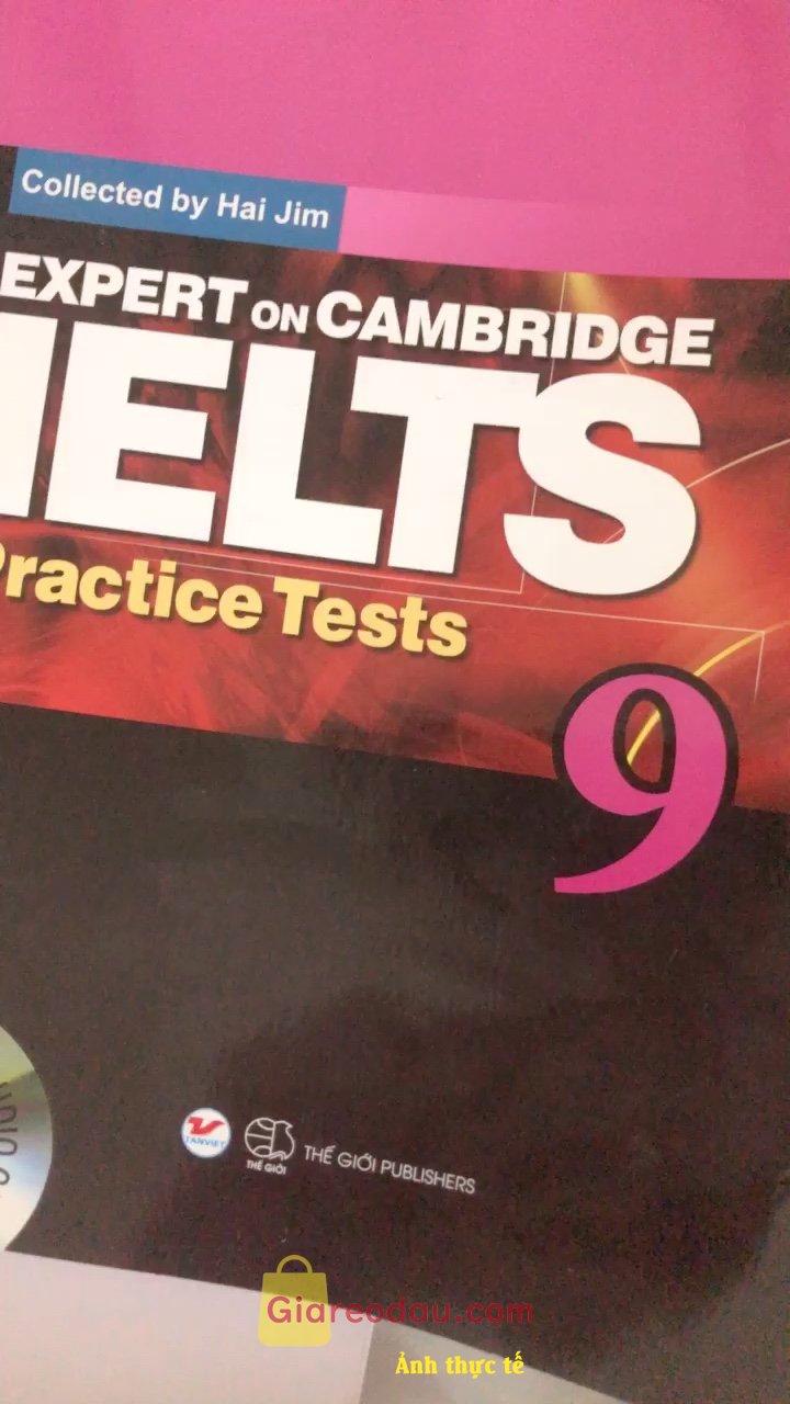 Giảm giá Sách Expert On Cambridge IELTS Practice Tests 9 (Kèm CD). Giá có 20k nên không đòi hỏi gì nhiều giao hàng nhanh lắm hôm sau. 