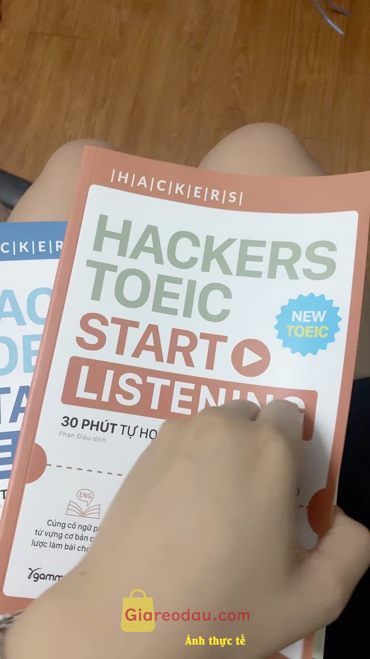 Giảm giá [Mã 25%] Sách Hackers TOEIC: Start Listening + Start Reading ( 2 cuốn ). Giao hàng nhanh, bìa xịn nhưng trong lại in đen trắng nên hơi buồn. 