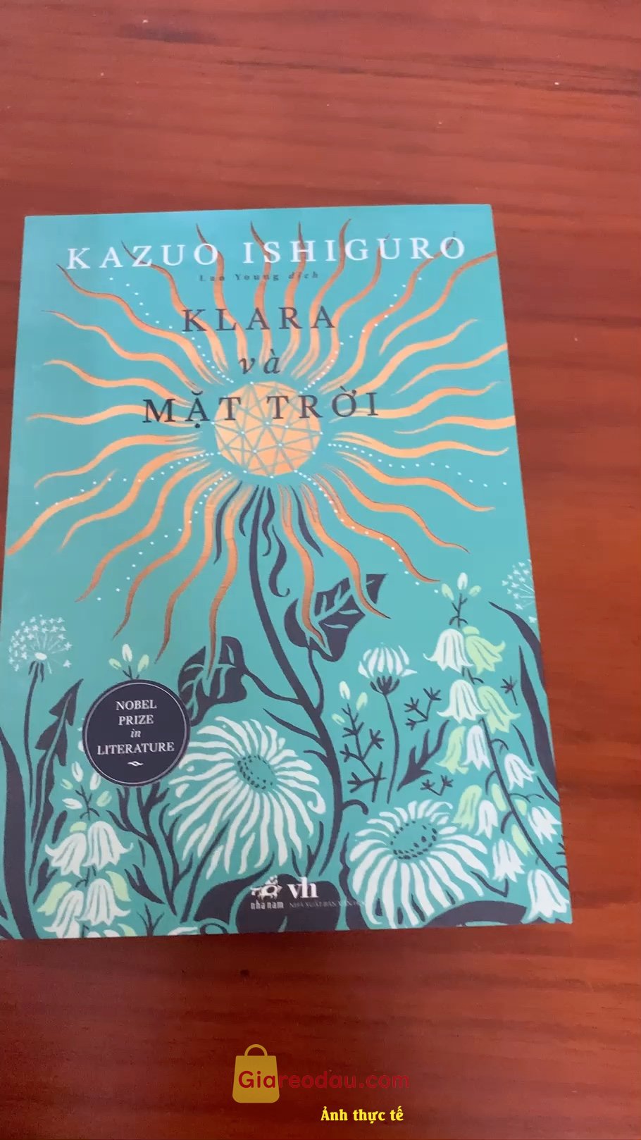 Giảm giá [Mã 20%] Sách Klara và mặt trời (Kazuo Ishiguro). Nhã Nam giao hàng nhanh, đóng gói cẩn thận, vừa đặt được 2 hôm đã về rồi. Hồi trước. 