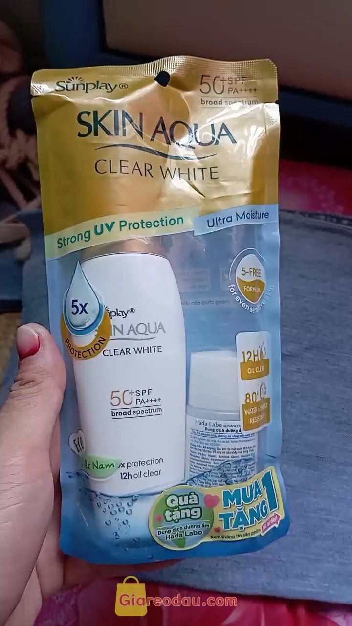 Giảm giá [Mã 20%] Sữa Chống Nắng Dưỡng Da Trắng Mịn Sunplay Skin Aqua Clear White SPF50+ PA++++  55Gr. Lần thứ 2 mua. Săn mãi mới dc giá sale. Date tận 2026, còn được tặng. 