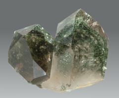 https://www.ldjewellery.com/uploads/q+chlorite_no_odda_Q373_1_tmb.jpg